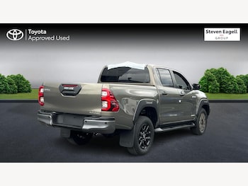 Used Toyota Hilux 2025 for sale - 78548305: Photo