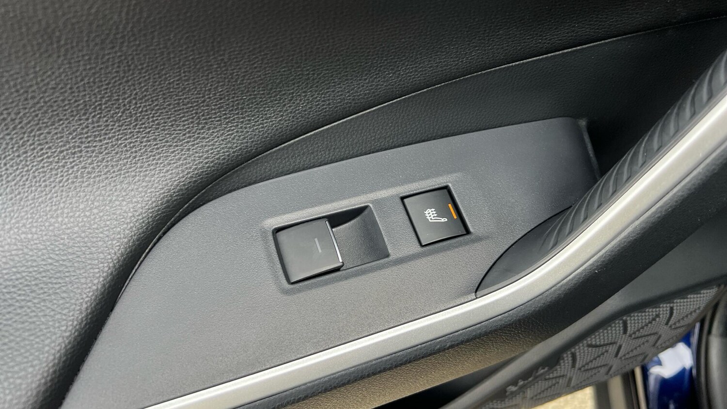 Used Toyota RAV4 2022 for sale - 77598961: Photo 32