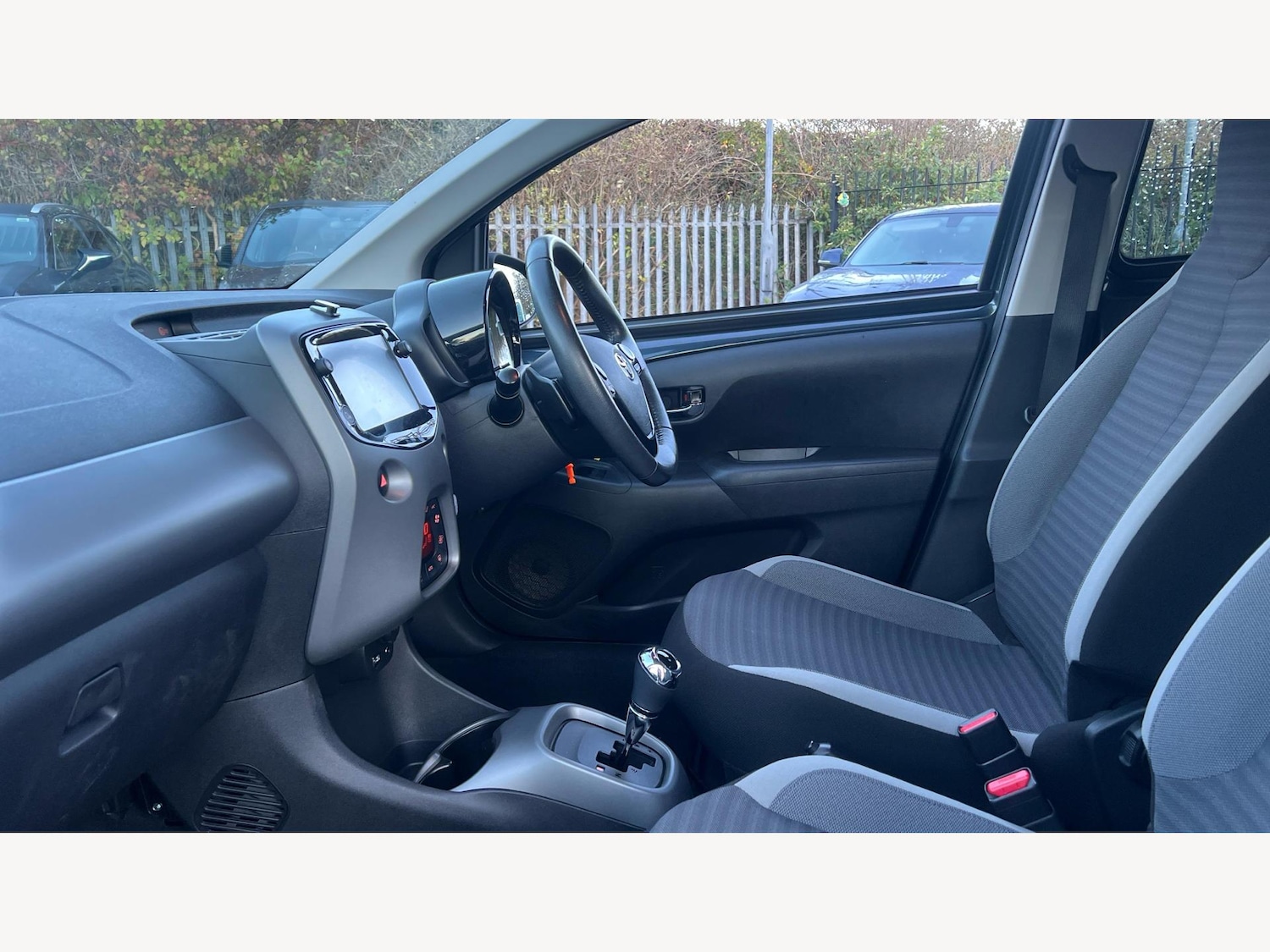 Used Toyota AYGO 2019 for sale - 76377475: Photo 12