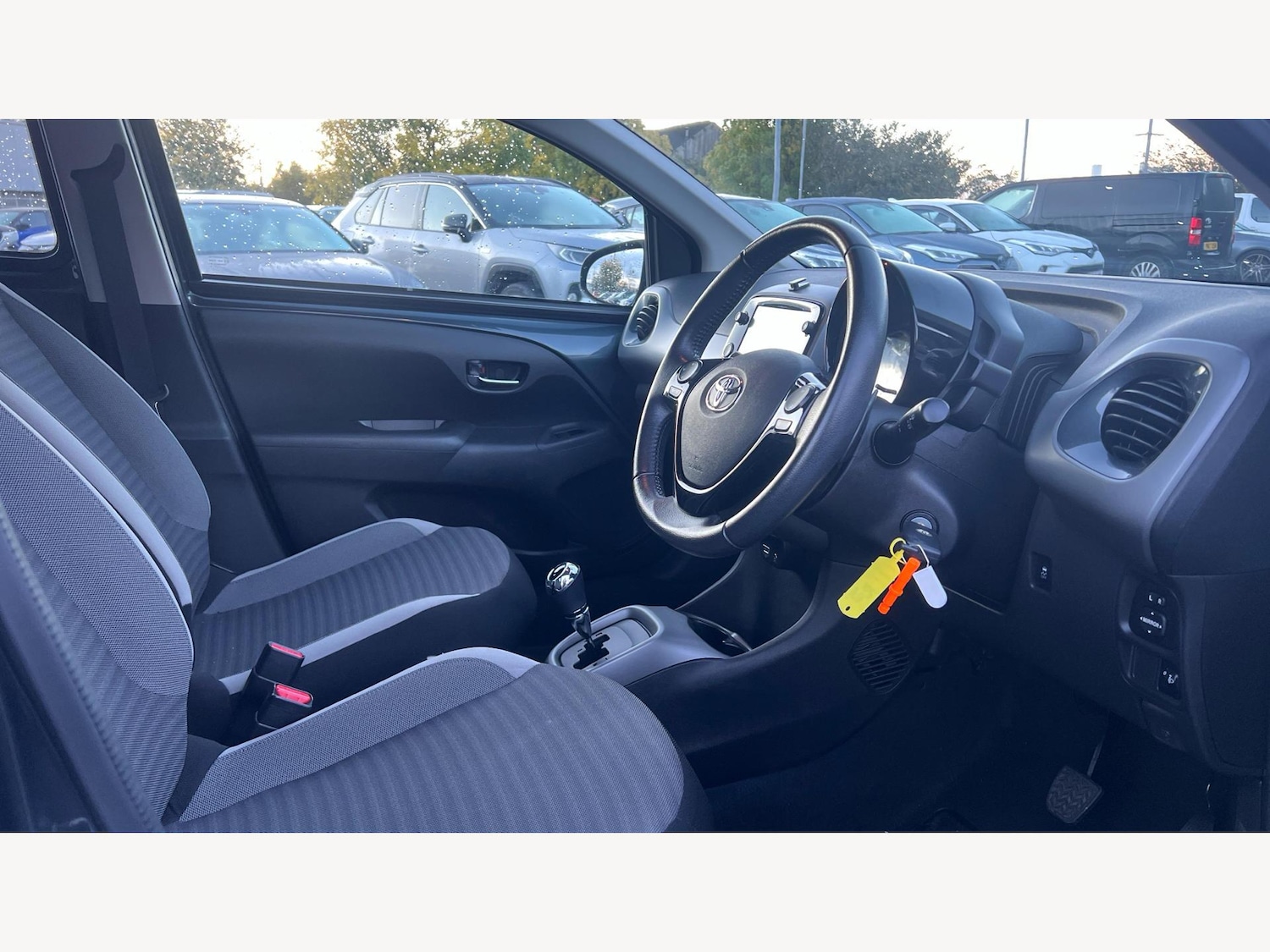 Used Toyota AYGO 2019 for sale - 76377475: Photo 13