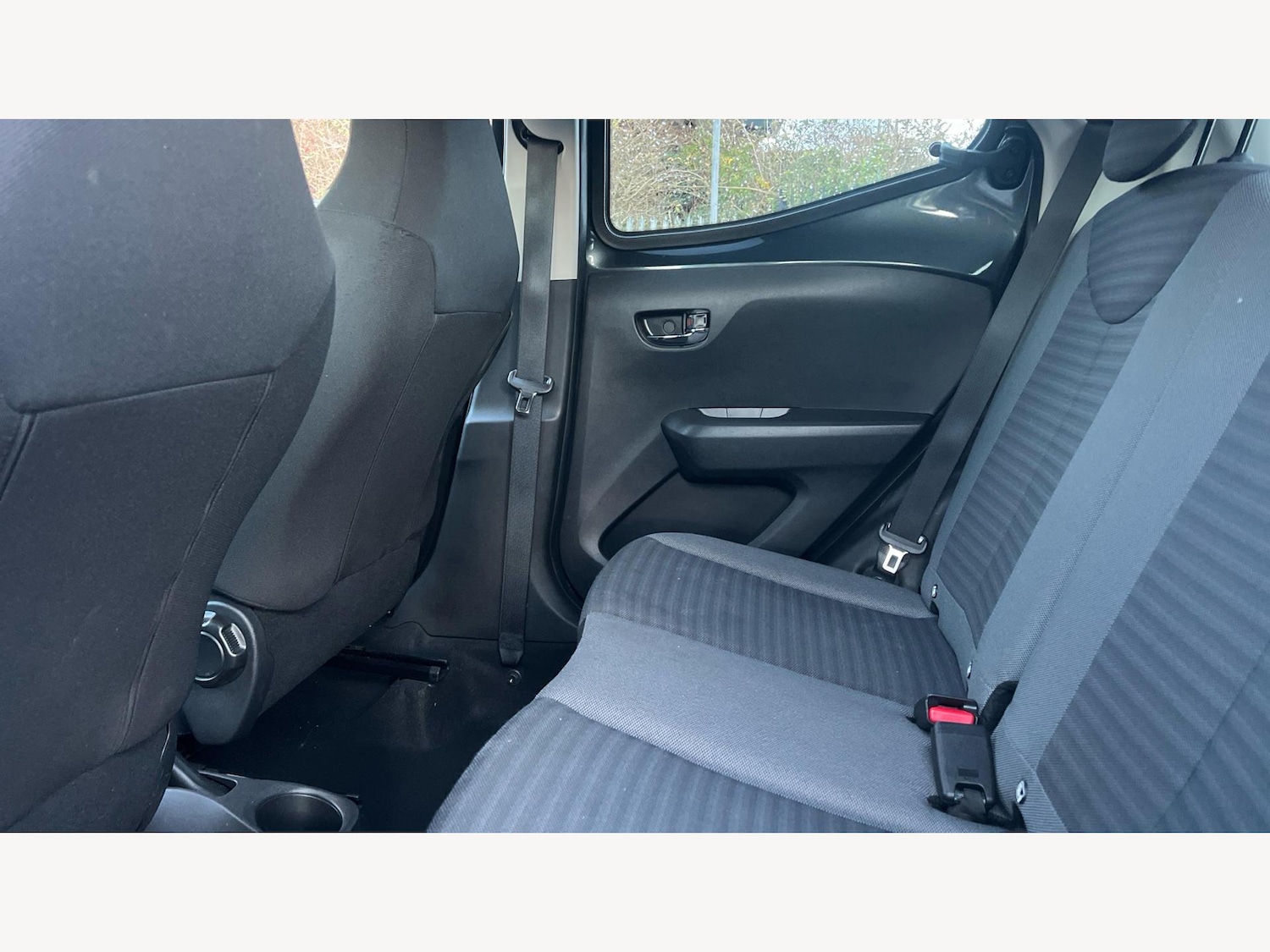 Used Toyota AYGO 2019 for sale - 76377475: Photo 15