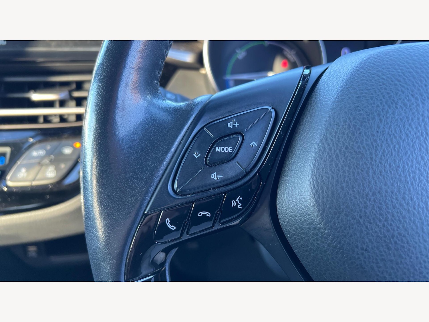 Used Toyota C-HR 2020 for sale - 76801994: Photo 27