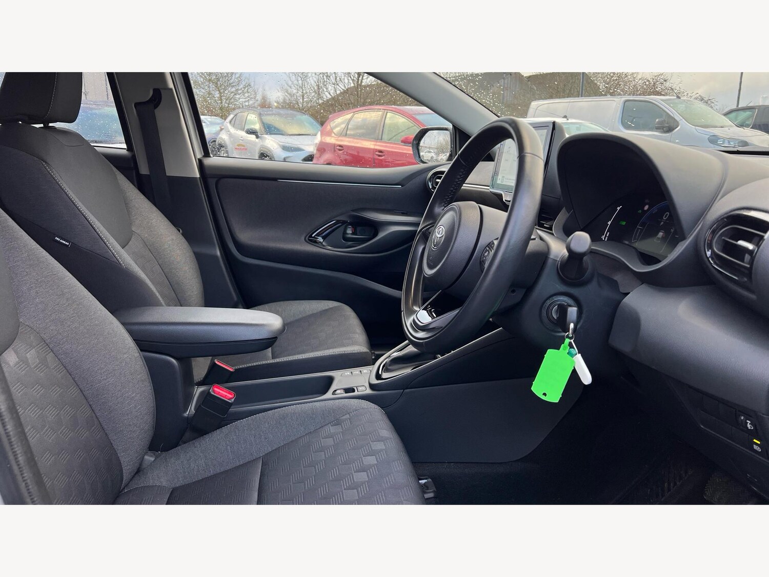 Used Toyota Yaris for sale - 77191512: Photo 13