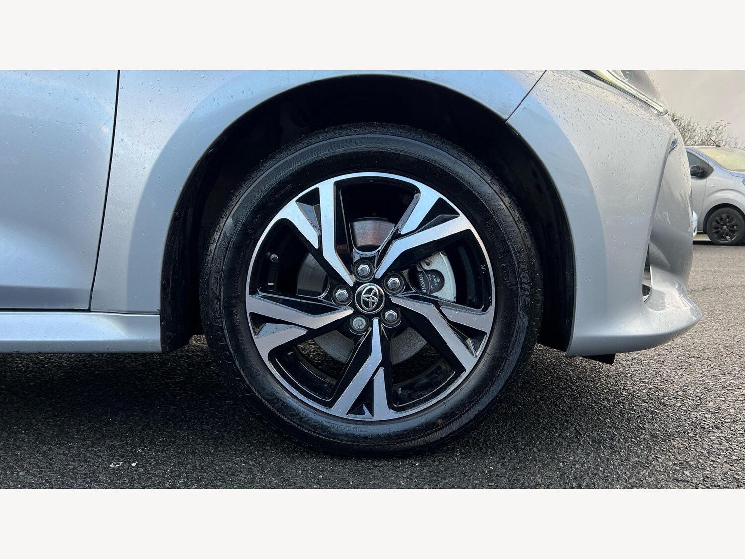 Used Toyota Yaris for sale - 77191512: Photo 27