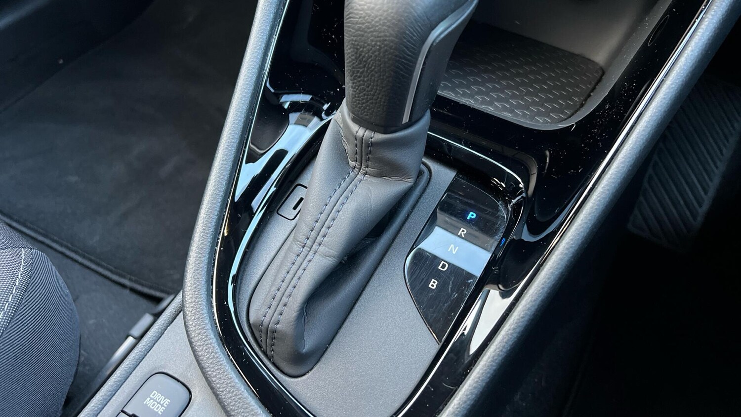 Used Toyota Yaris for sale - 77191512: Photo 34