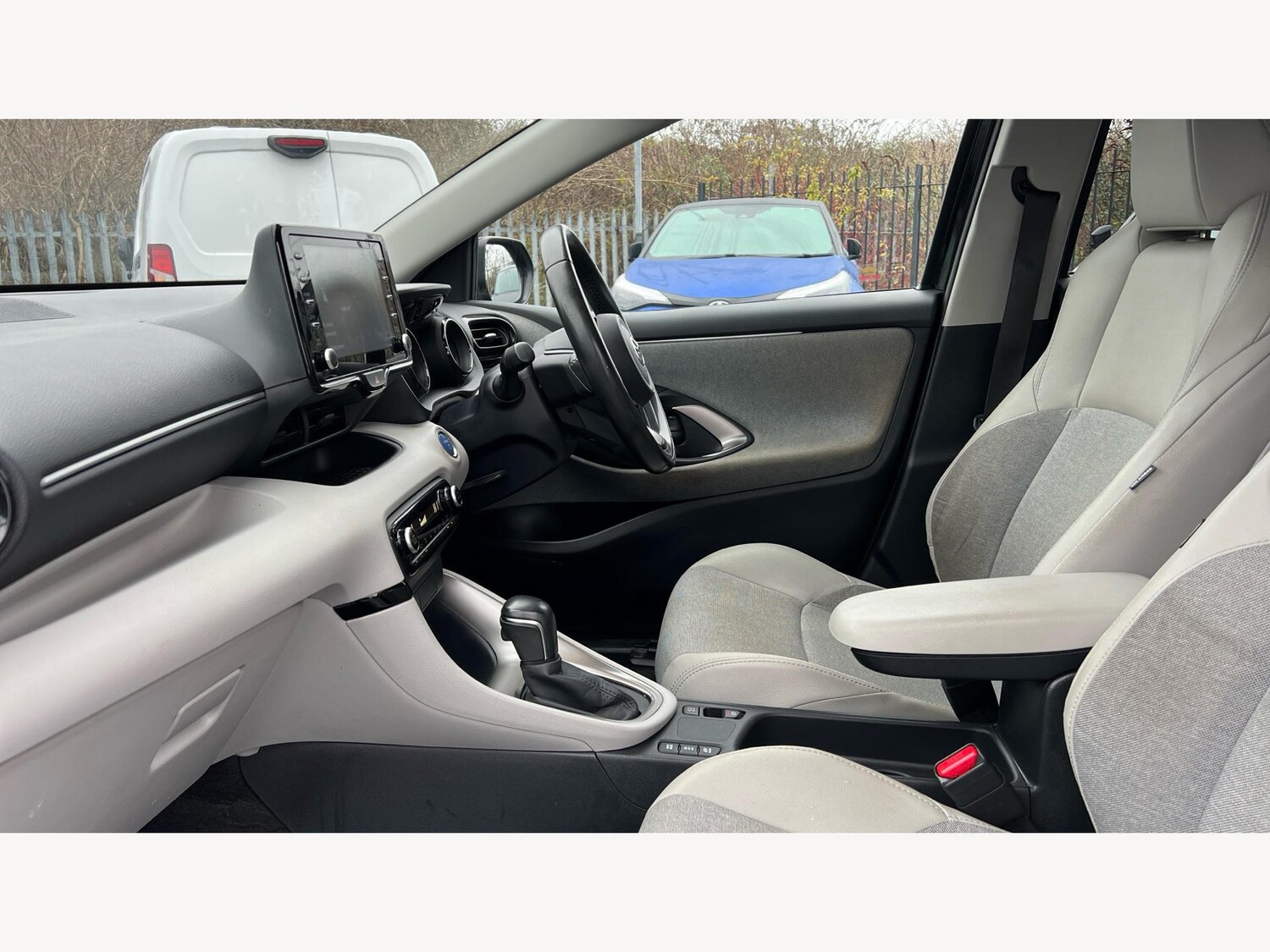 Used Toyota Yaris 2021 for sale - 77144570: Photo 12