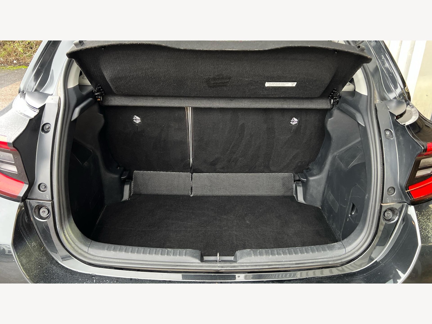 Used Toyota Yaris 2021 for sale - 77144570: Photo 16