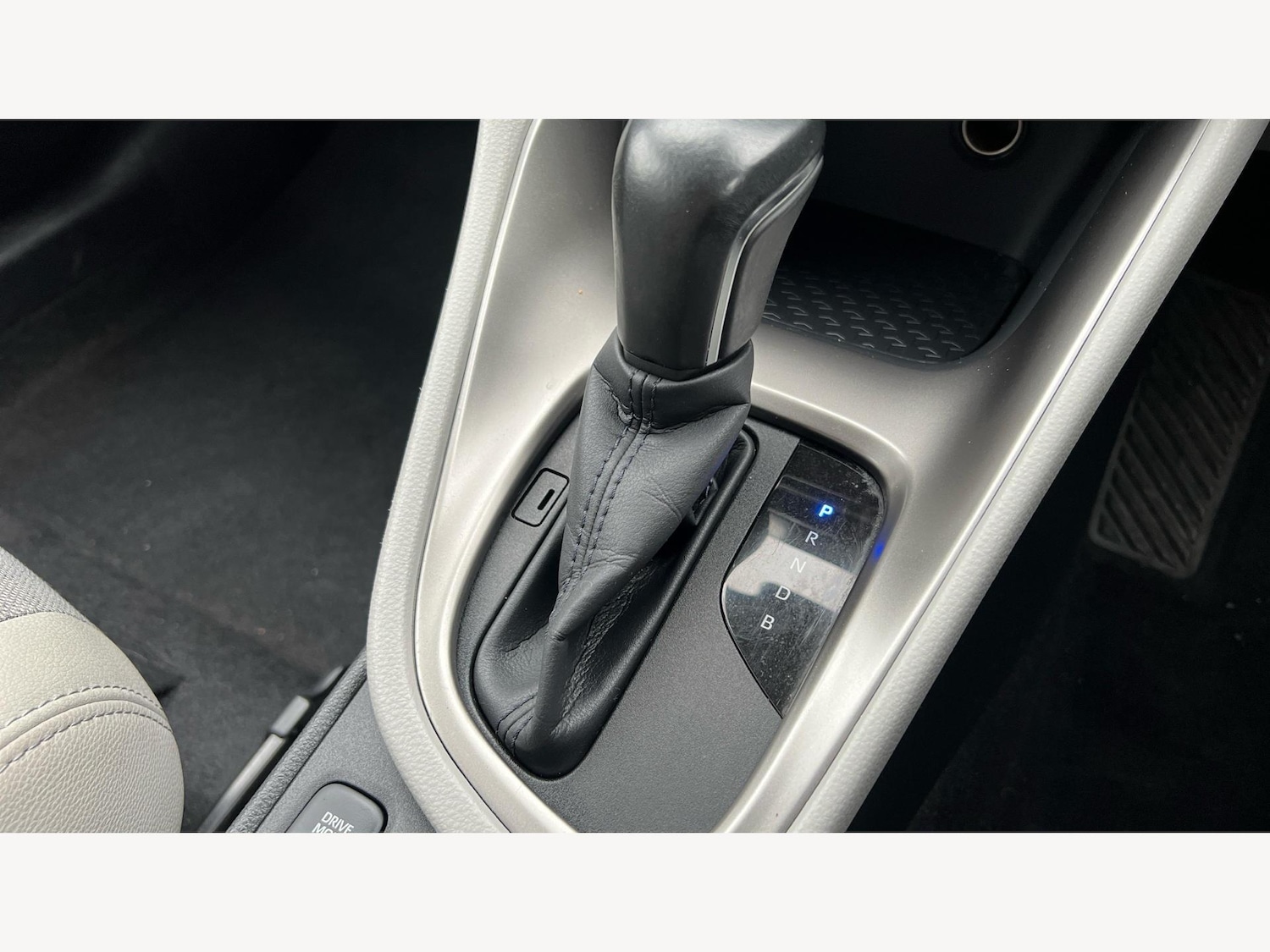 Used Toyota Yaris 2021 for sale - 77144570: Photo 30