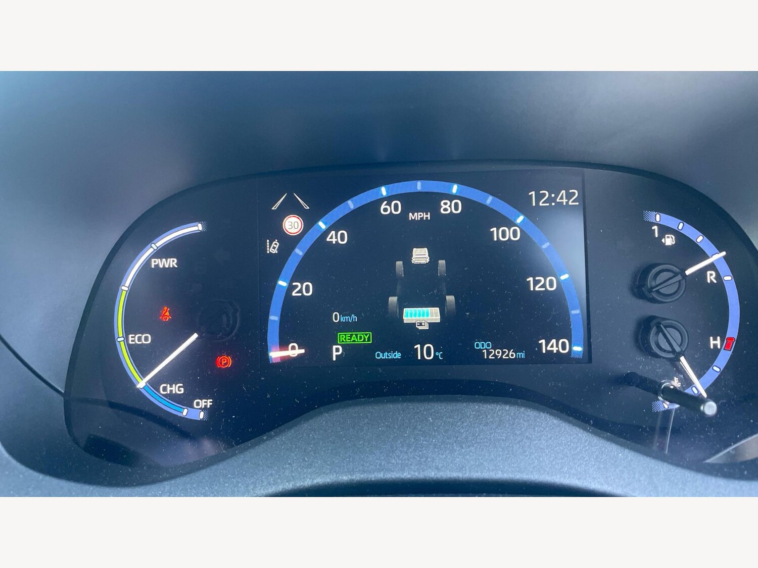 Used Toyota Yaris Cross 2024 for sale - 77020905: Photo 11