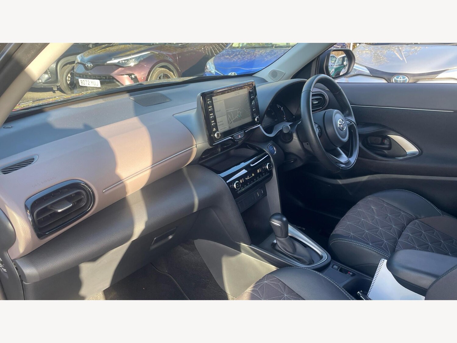 Used Toyota Yaris Cross 2024 for sale - 77020905: Photo 12