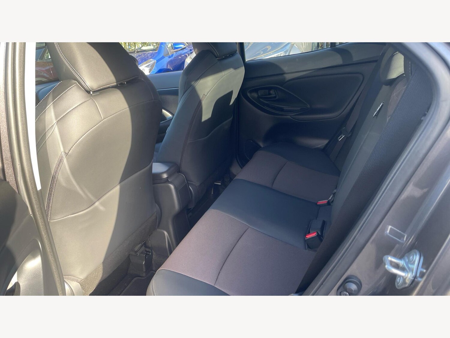 Used Toyota Yaris Cross 2024 for sale - 77020905: Photo 14