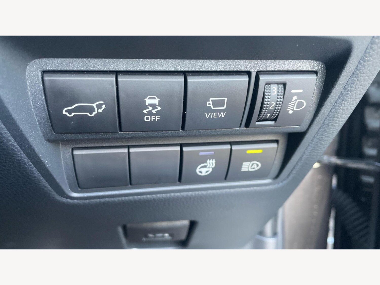 Used Toyota Yaris Cross 2024 for sale - 77020905: Photo 25