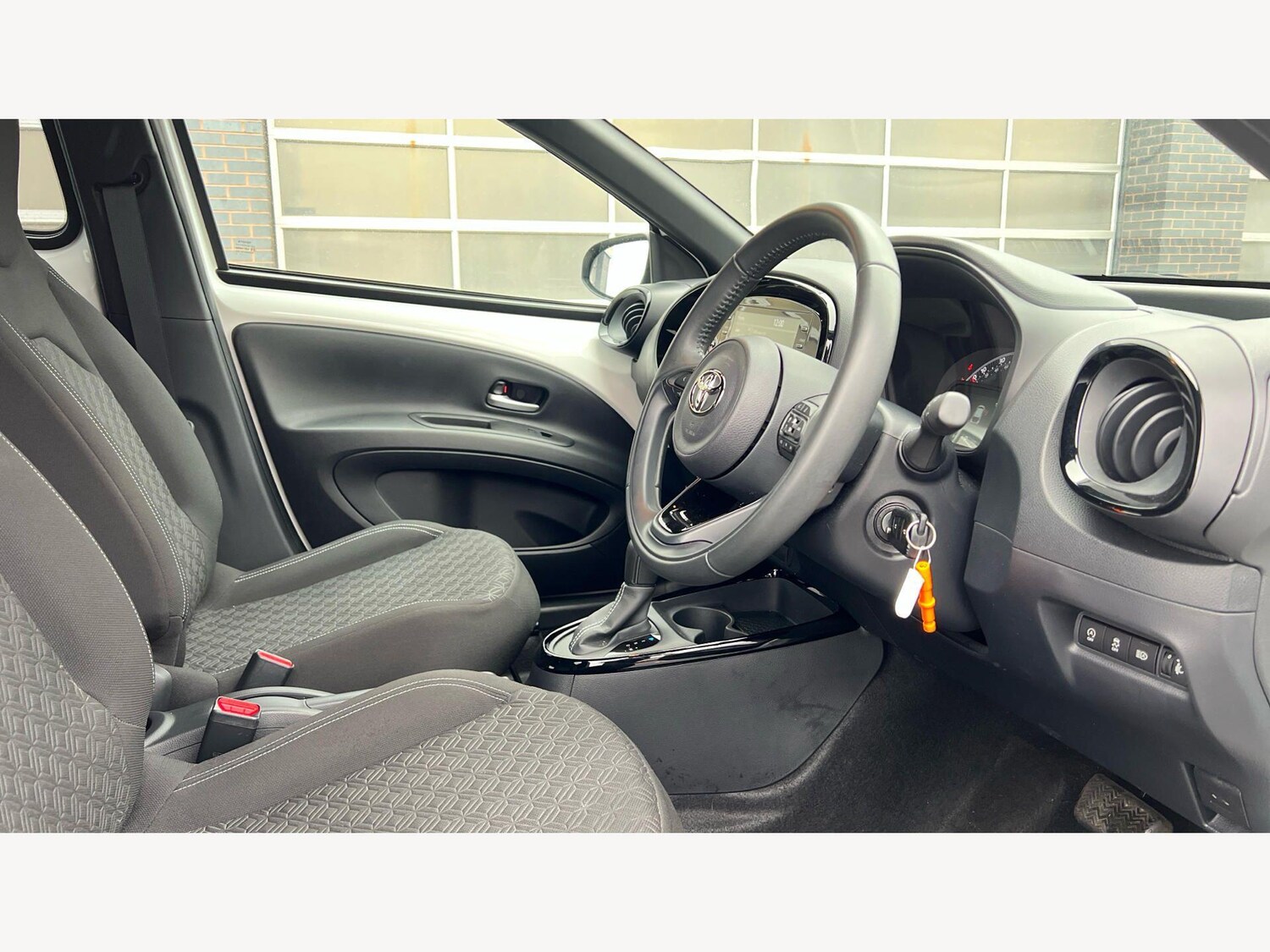 Used Toyota Aygo X 2023 for sale - 77799240: Photo 13