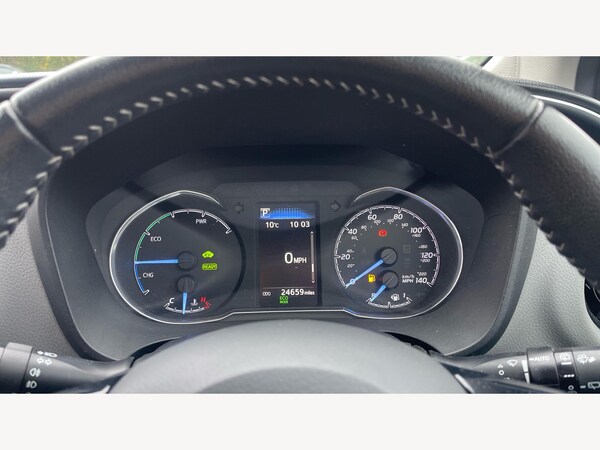 Used Toyota Yaris 2018 for sale - 76307544: Photo 11