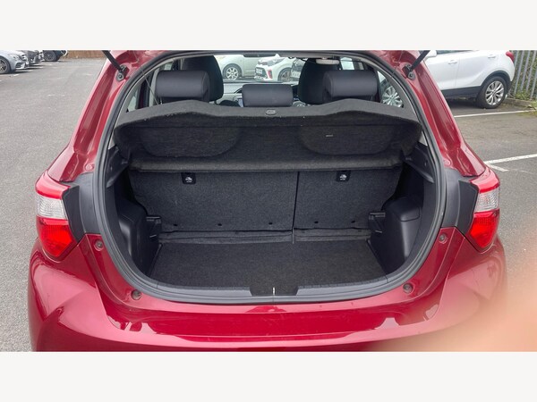Used Toyota Yaris 2018 for sale - 76307544: Photo 16