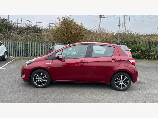 Used Toyota Yaris 2018 for sale - 76307544: Photo 19