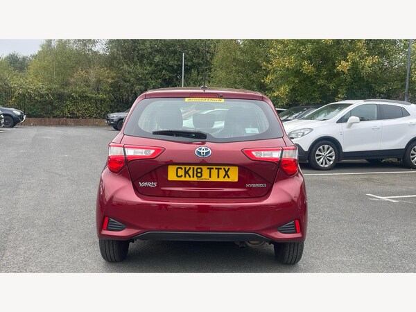 Used Toyota Yaris 2018 for sale - 76307544: Photo 21