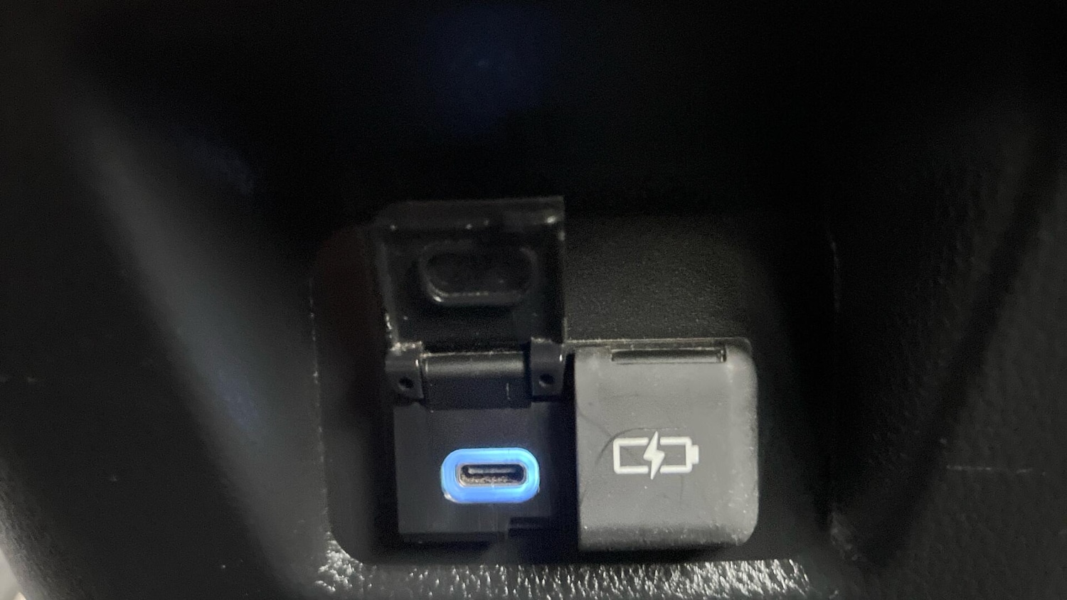 Used Toyota RAV4 2022 for sale - 76952688: Photo 33