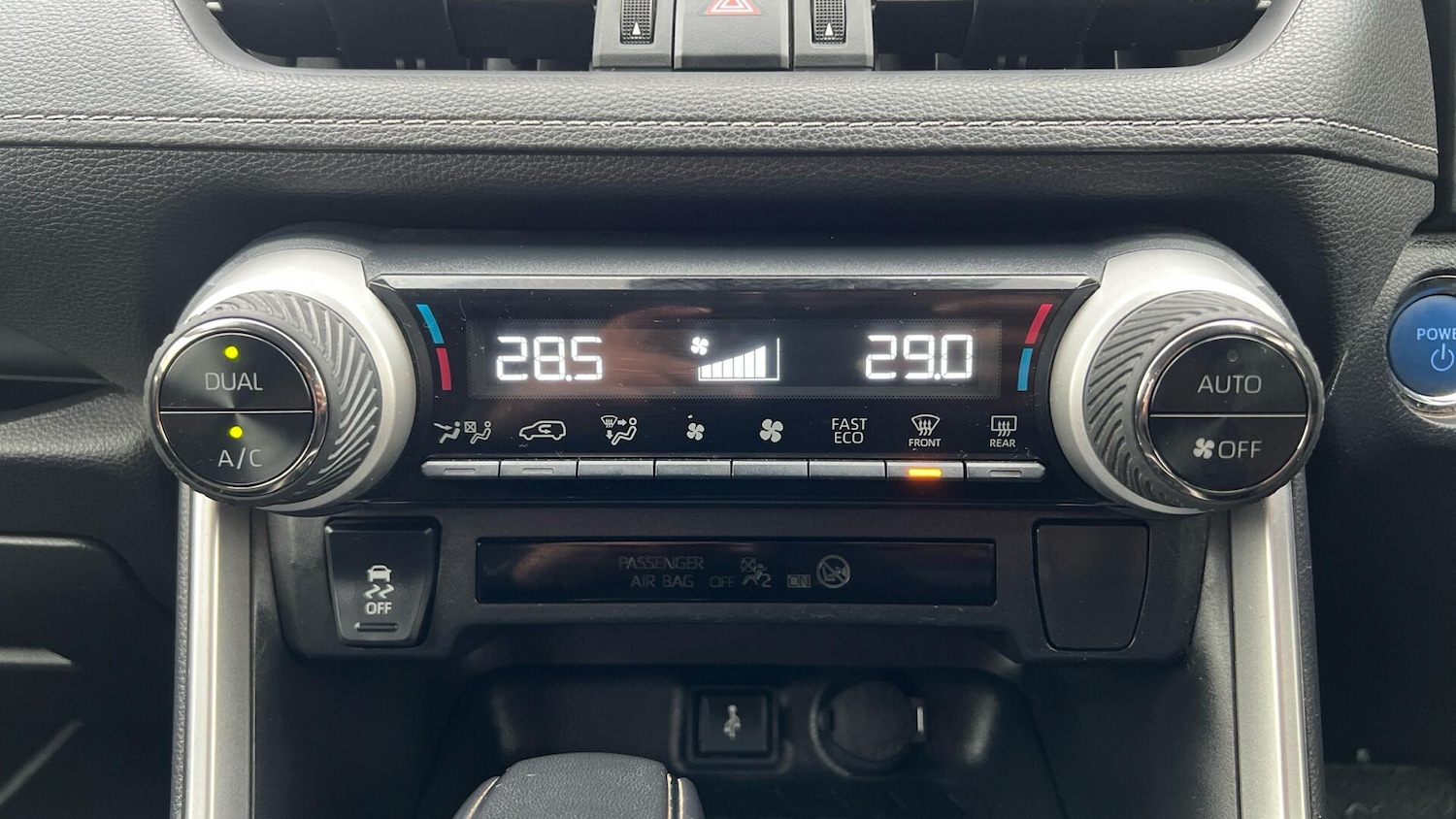 Used Toyota RAV4 2022 for sale - 76952688: Photo 37