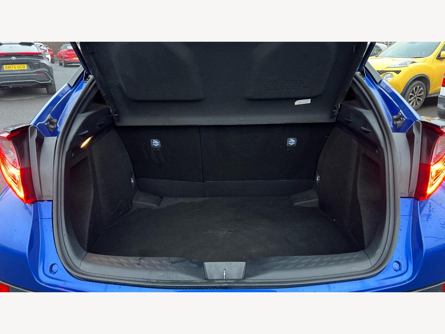 Used Toyota C-HR for sale - 77456528: Photo 16