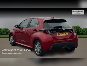 Used Toyota Yaris 2023 for sale - 76159159: Photo 2