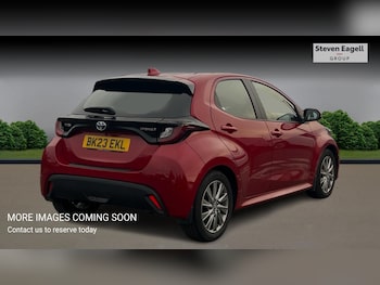 Used Toyota Yaris 2023 for sale - 76159159: Photo 4