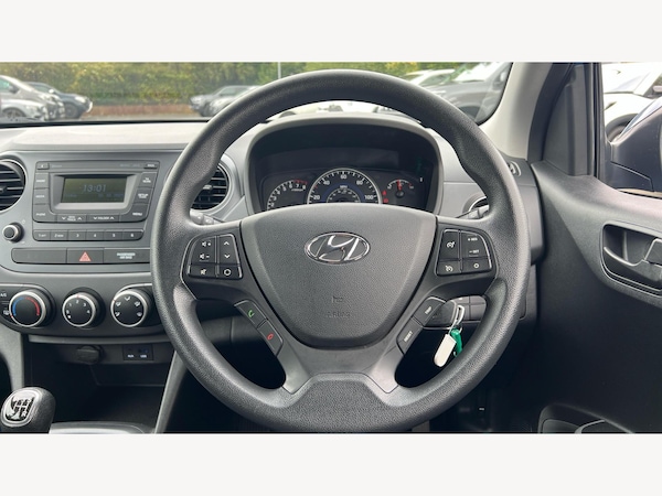 Used Hyundai i10 2017 for sale - 76240282: Photo 10