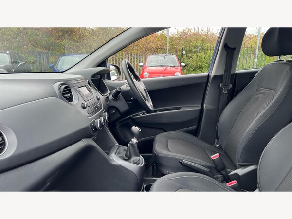 Used Hyundai i10 2017 for sale - 76240282: Photo 12