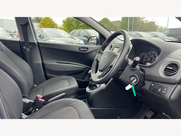 Used Hyundai i10 2017 for sale - 76240282: Photo 13