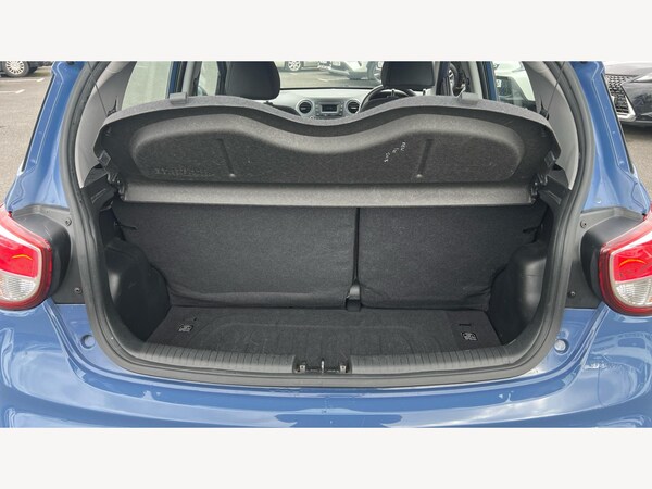 Used Hyundai i10 2017 for sale - 76240282: Photo 16