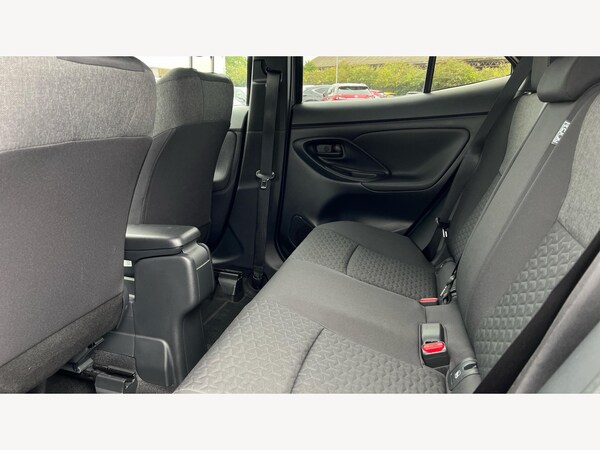 Used Toyota Yaris Cross 2023 for sale - 75623672: Photo 15