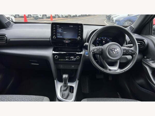 Used Toyota Yaris Cross 2023 for sale - 75623672: Photo 7