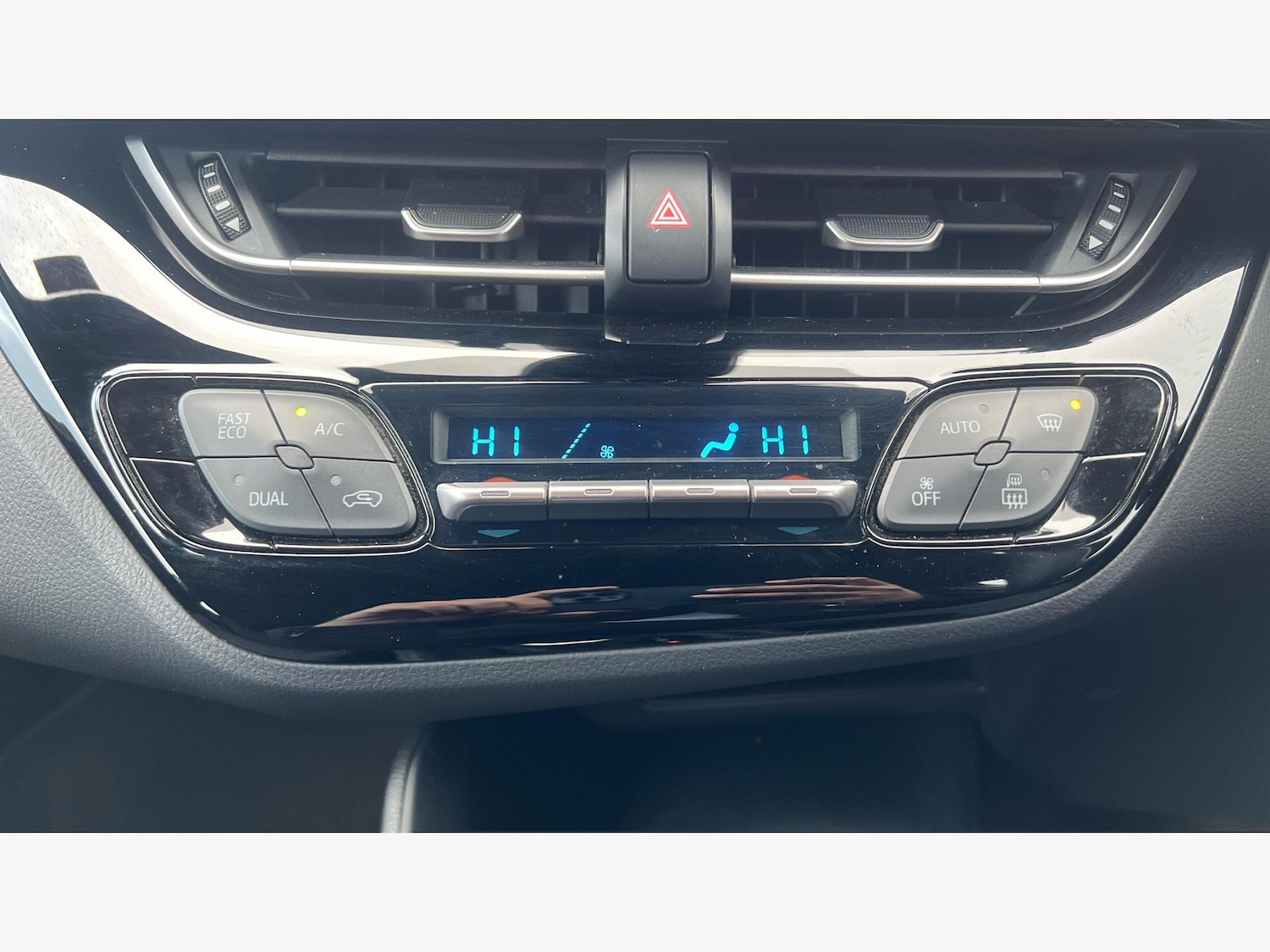 Used Toyota C-HR 2020 for sale - 76371496: Photo 27