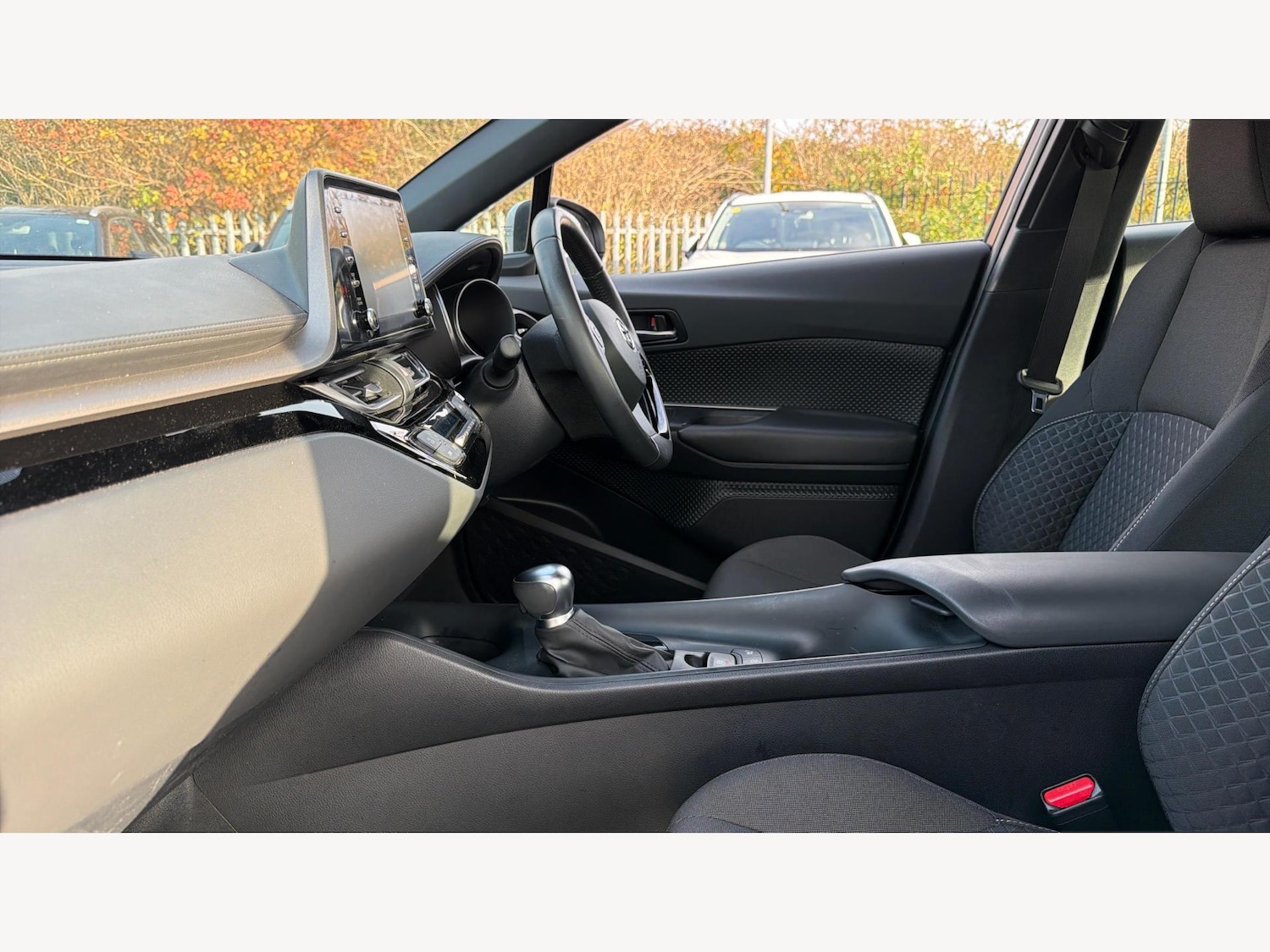 Used Toyota C-HR 2023 for sale - 76513353: Photo 12