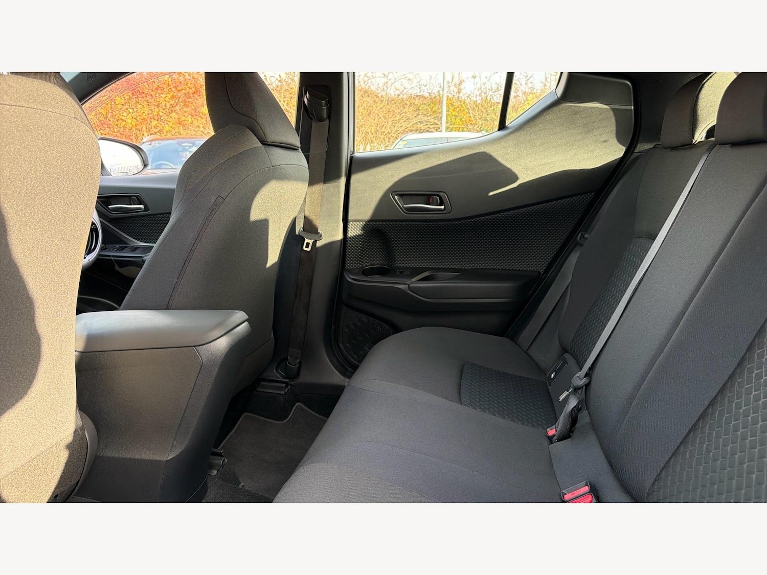 Used Toyota C-HR 2023 for sale - 76513353: Photo 15