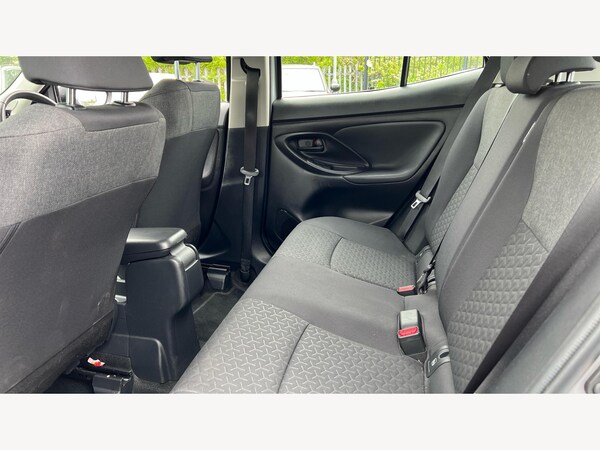 Used Toyota Yaris Cross 2023 for sale - 76227376: Photo 15