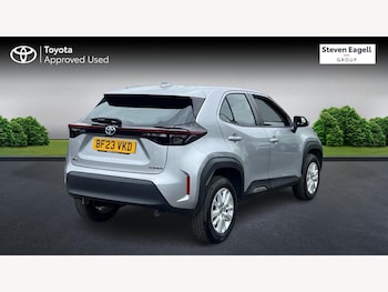 Used Toyota Yaris Cross 2023 for sale - 76227376: Photo 2