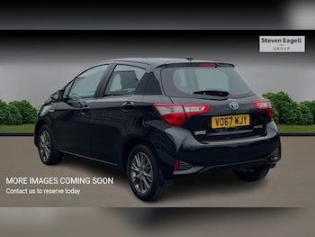 Used Toyota Yaris 2017 for sale - 78276040: Photo