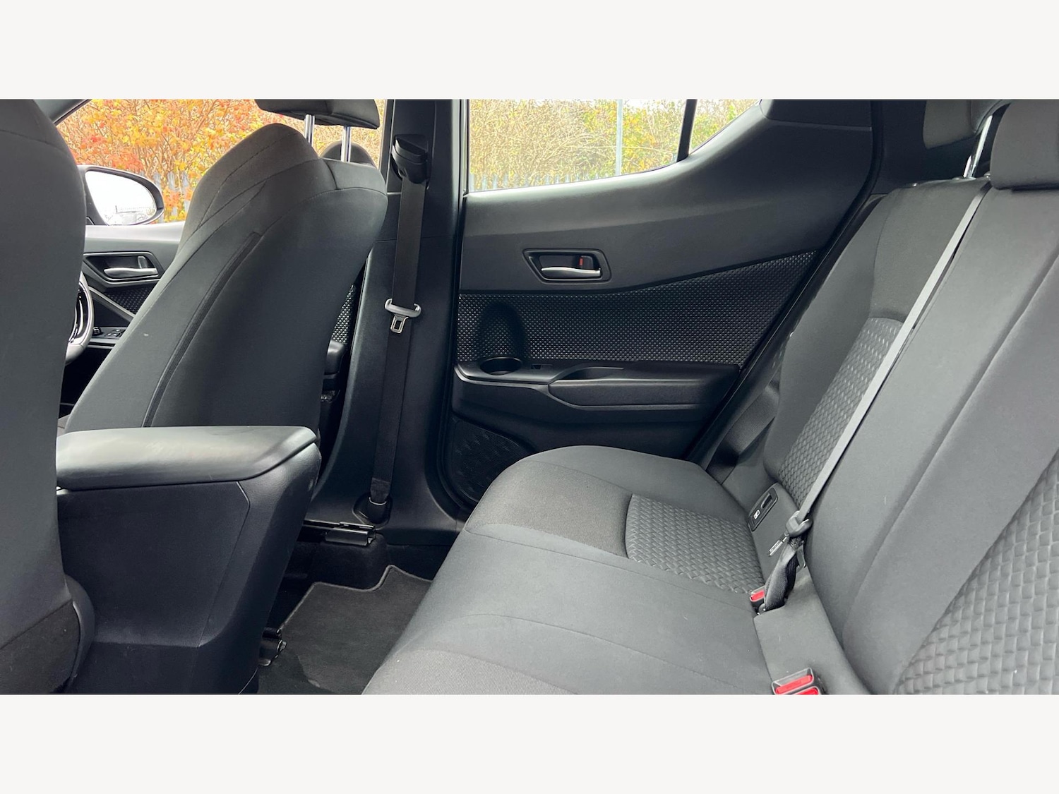 Used Toyota C-HR 2021 for sale - 76498999: Photo 15