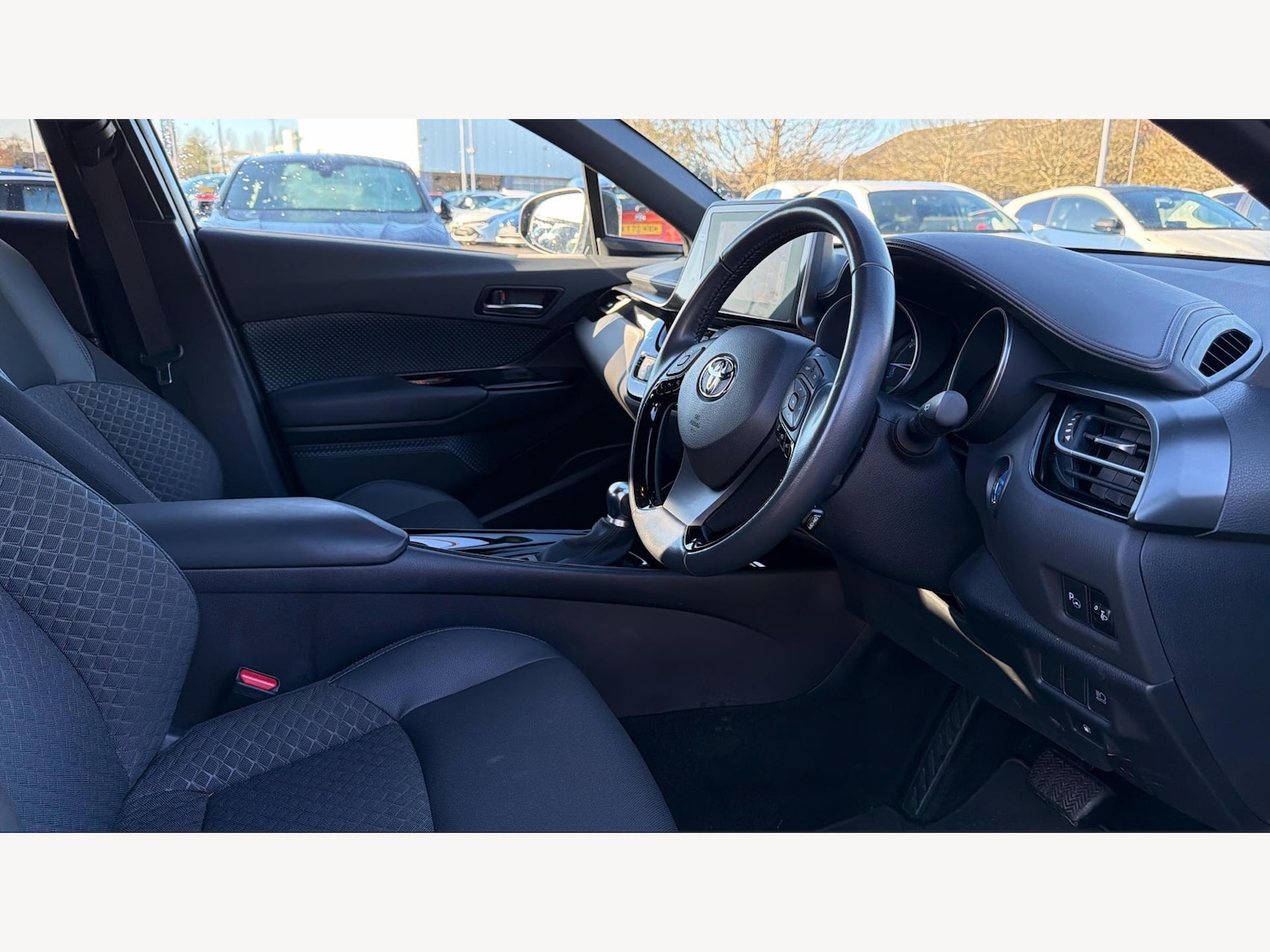 Used Toyota C-HR 2023 for sale - 76802006: Photo 13