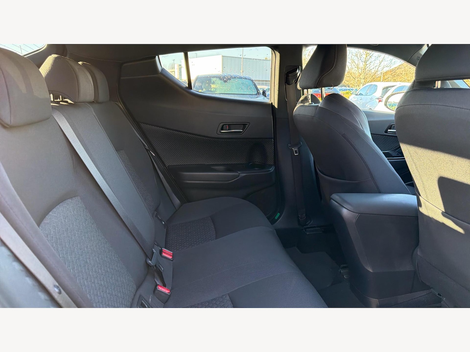 Used Toyota C-HR 2023 for sale - 76802006: Photo 14