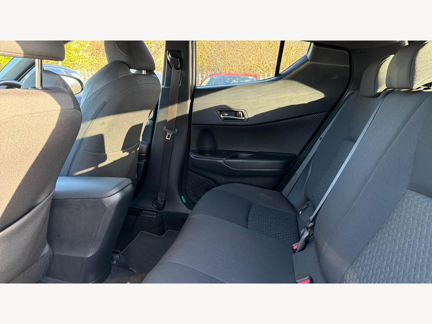 Used Toyota C-HR 2023 for sale - 76802006: Photo 15