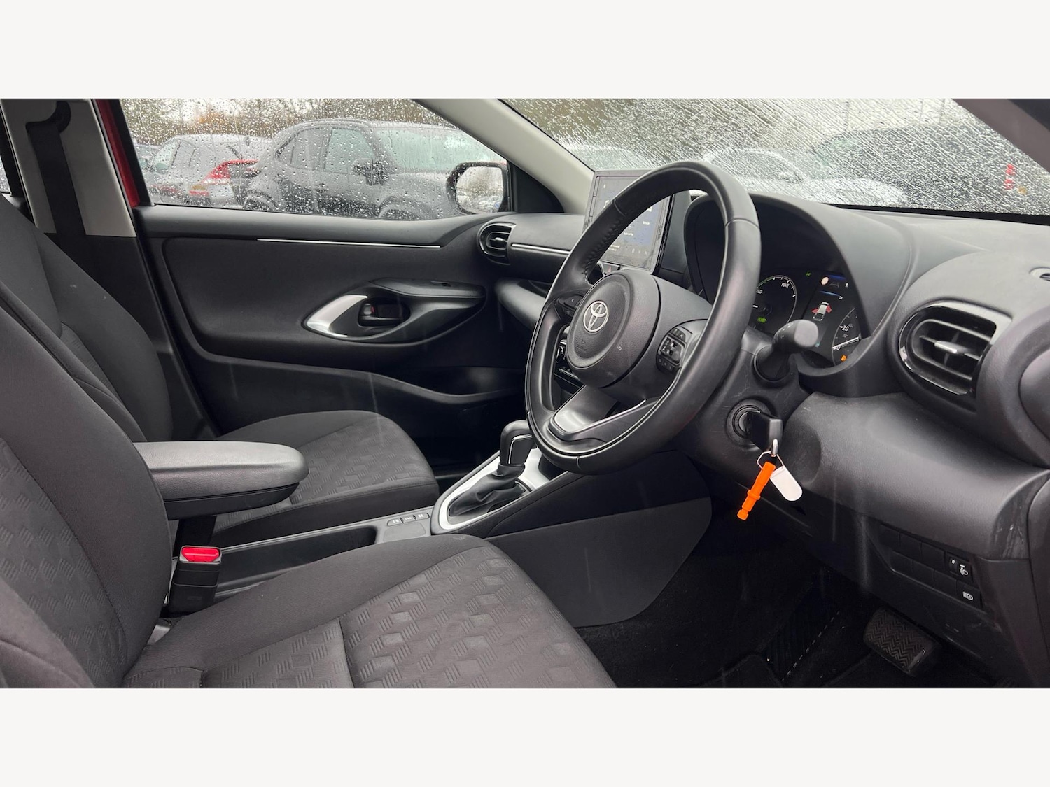 Used Toyota Yaris 2024 for sale - 77067043: Photo 13