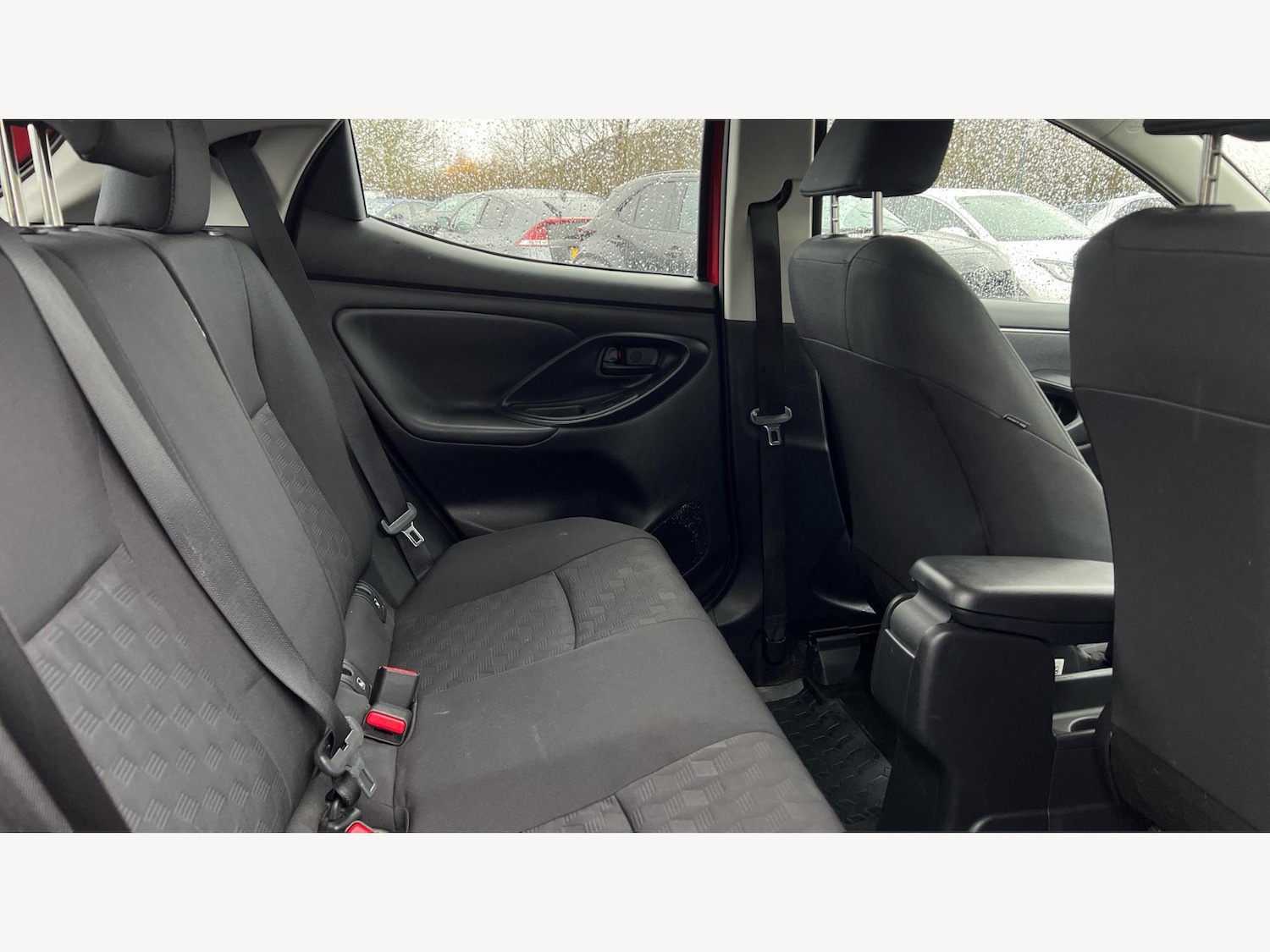 Used Toyota Yaris 2024 for sale - 77067043: Photo 14