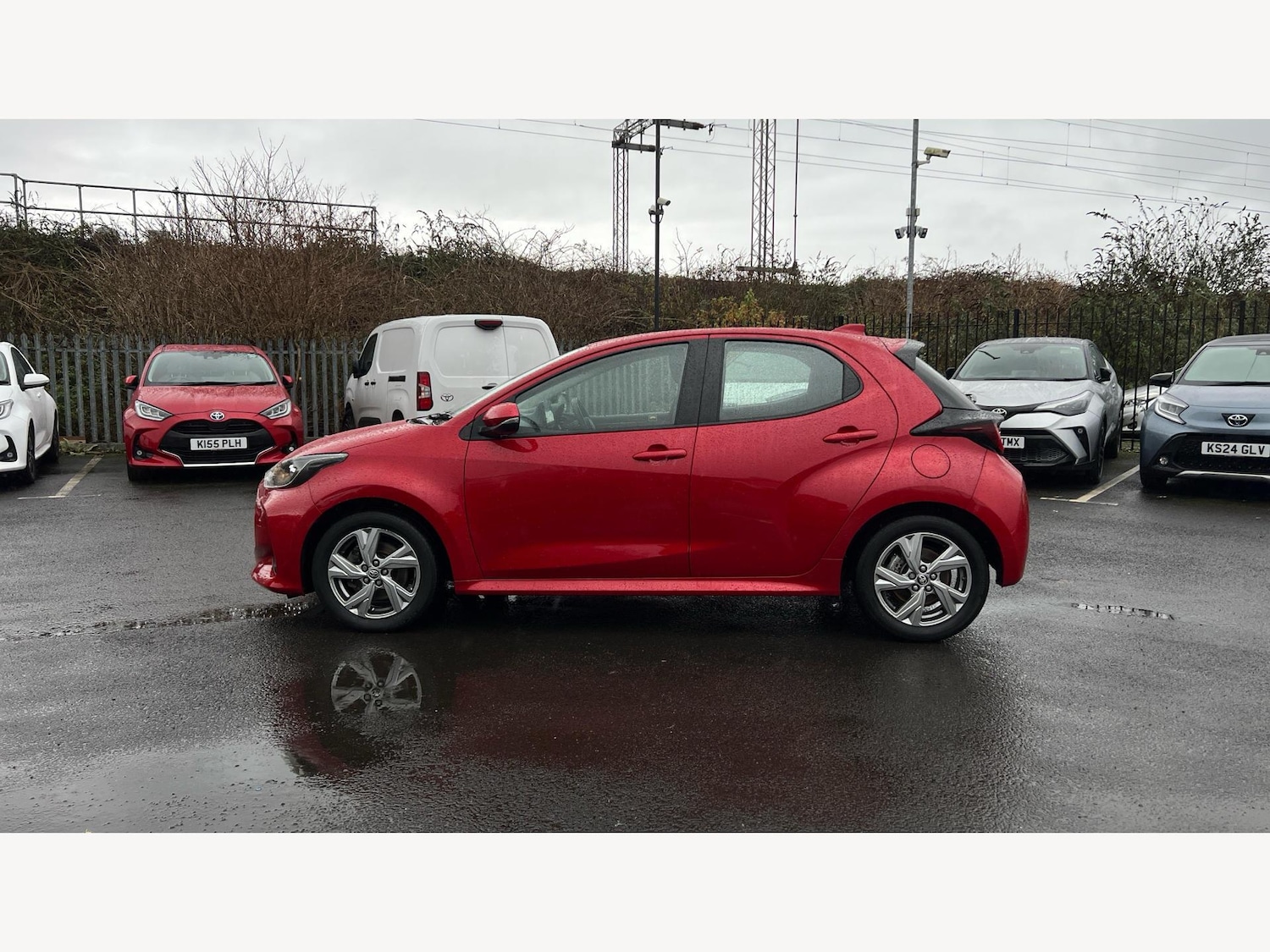 Used Toyota Yaris 2024 for sale - 77067043: Photo 19