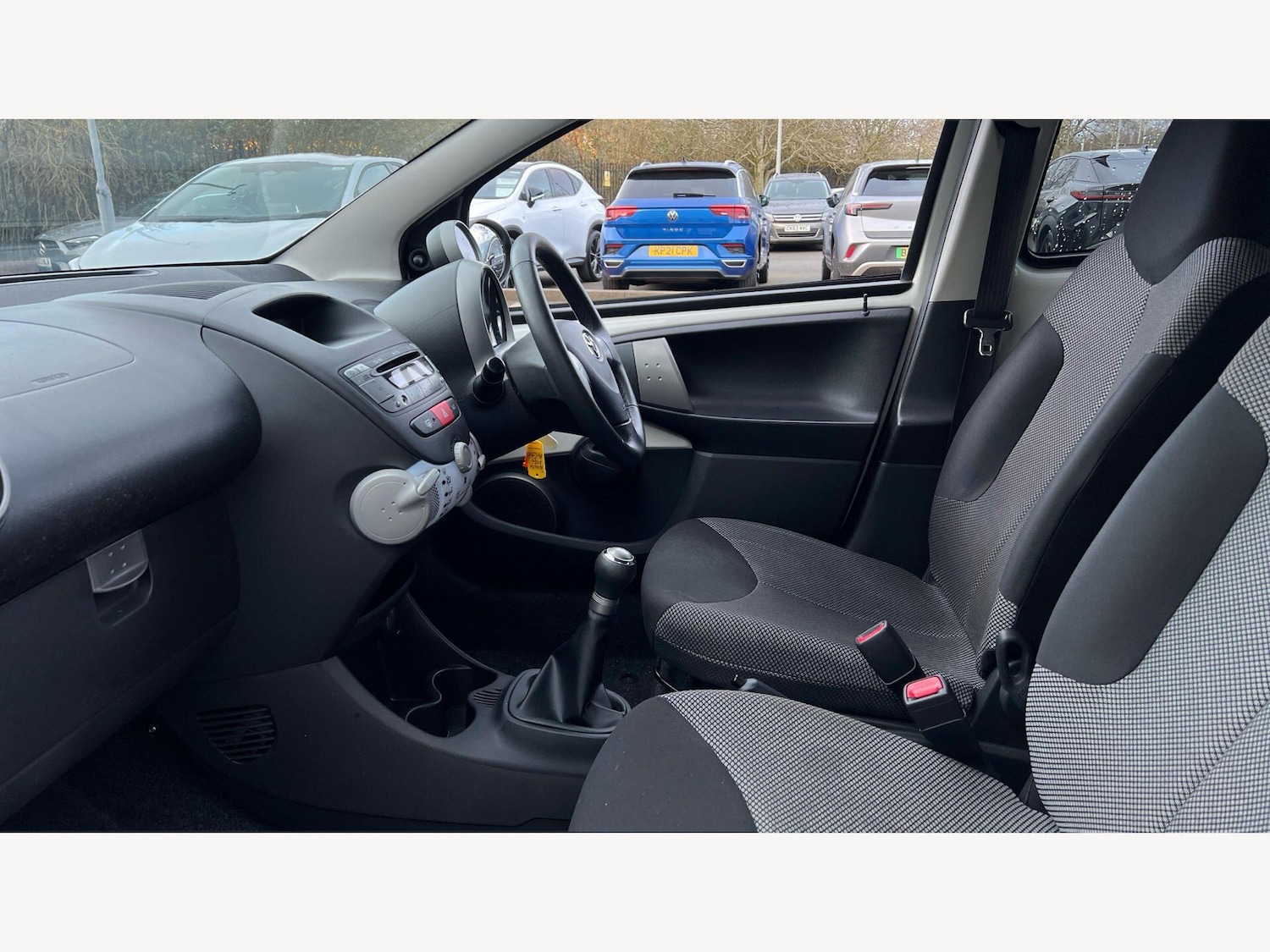 Used Toyota AYGO 2012 for sale - 77853186: Photo 12