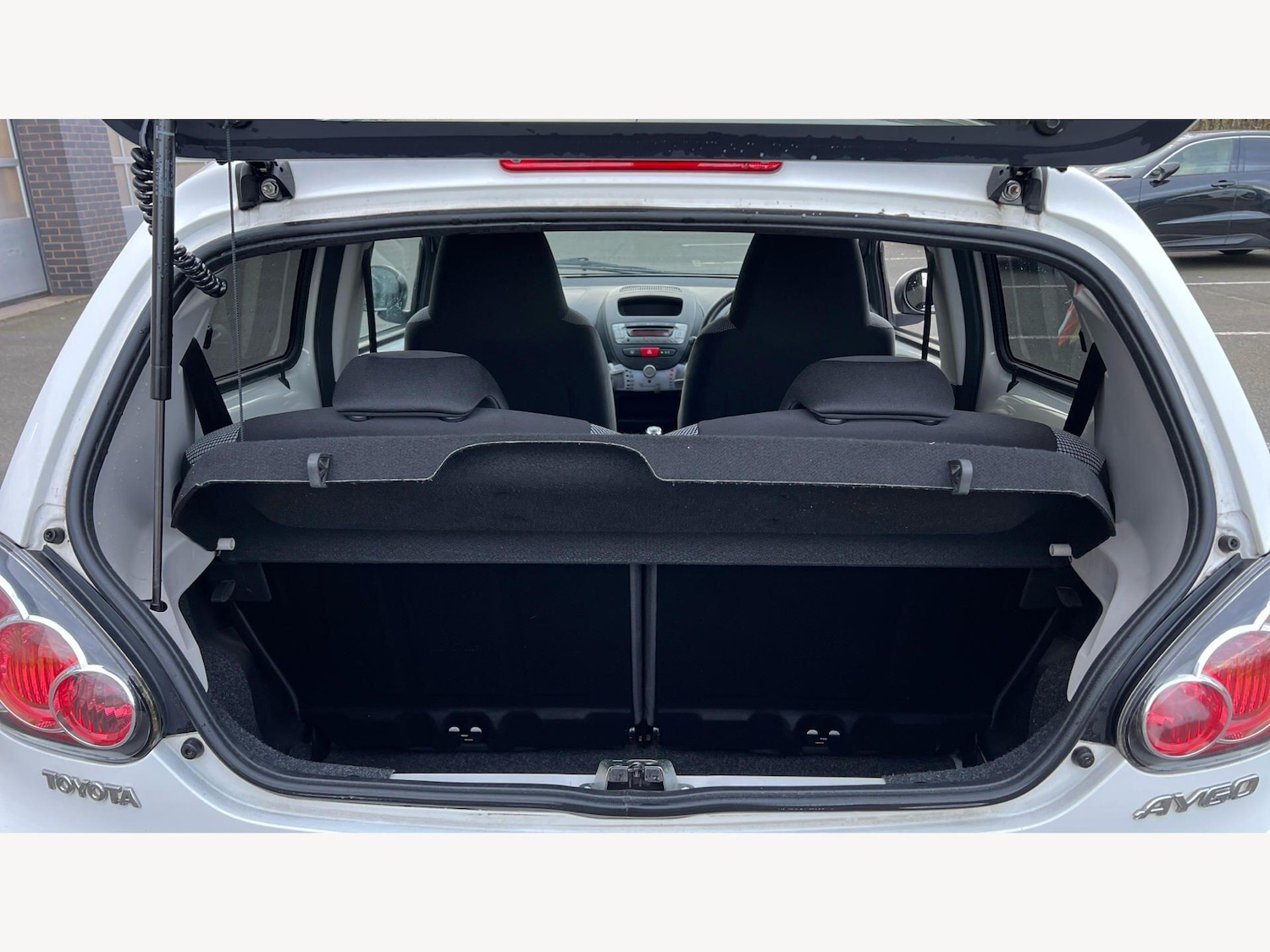 Used Toyota AYGO 2012 for sale - 77853186: Photo 16