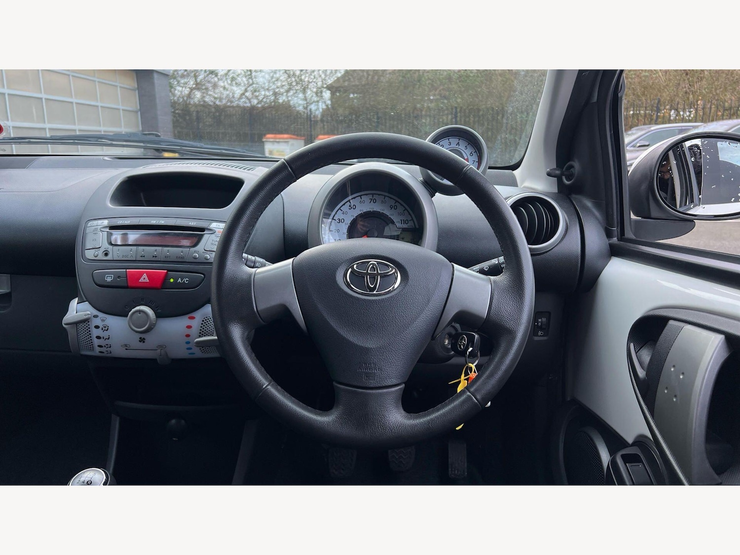 Used Toyota AYGO 2012 for sale - 77853186: Photo 8