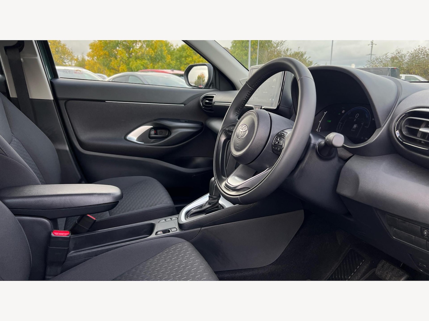 Used Toyota Yaris Cross 2025 for sale - 76326698: Photo 13