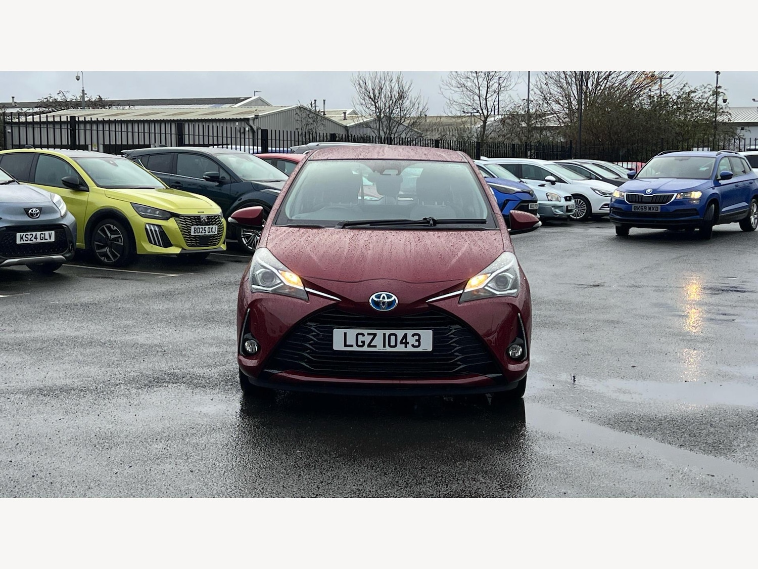 Used Toyota Yaris 2018 for sale - 76865125: Photo 17